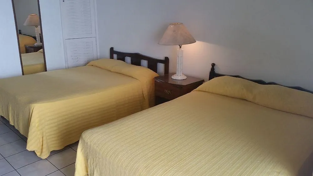 Starfish Beach Studio At Montego Bay Club Resort 2*,  Jamajka